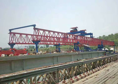 3 Faz 380V 50hz Köprü Kirişli Vinç Taşıma 300 Ton 0 - 1m / Min Kaldırma Hızı