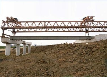 Beton Otoyol Başlatıcı Vinç Köprü Kirişi 260T Makas Tipi 10 - 50m Açıklık