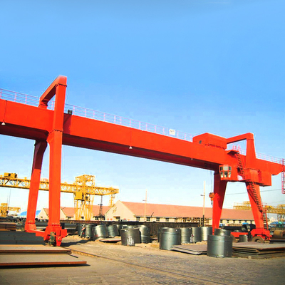 20 Ton Portal Vinç 40m Açıklıklı Kabin Kontrolü 15M / DK