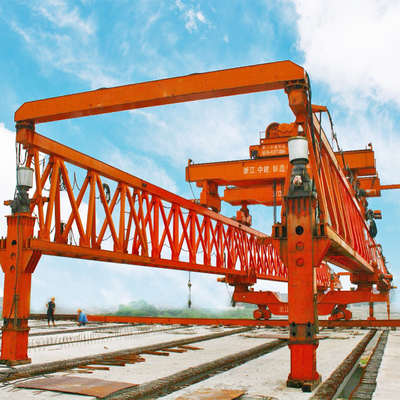 Truss Tipi Çift Çizgi Fırlatma Makinesi Ağır Görevli 100 Ton Otoyol için