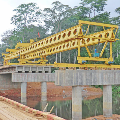 Köprü Girder Launcher Crane Profesyonel Çelik Malzeme PLC 5m/Min